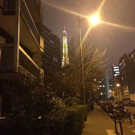 Apartament Lovely Flat Champs De Mars Eiffel